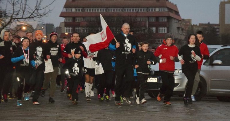 Biegnąc uczczą żołnierzy wyklętych