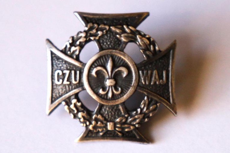 Krzyż harcerski przez lata
