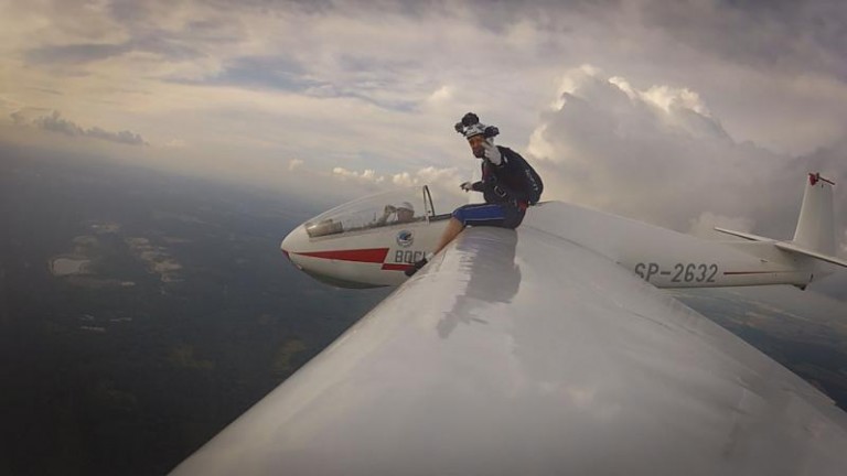 Wyskoczył aż trzy razy