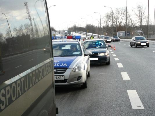 Dziesiątki mundurowych, przestępca jeden