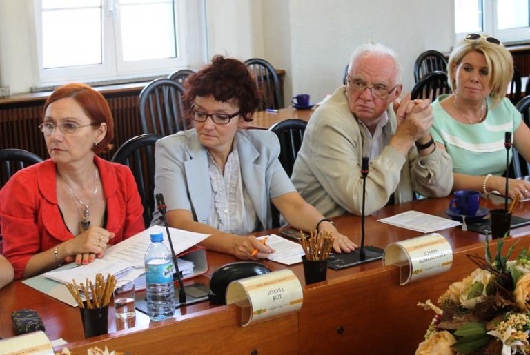 Znowu dali na kościół