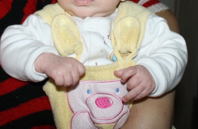 Pobite niemowlę w bardzo ciężkim stanie