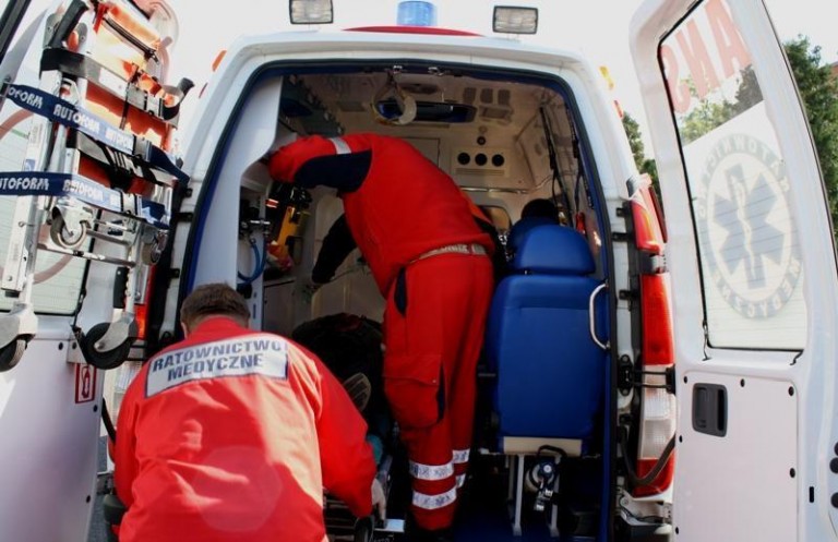 Nowy defibrylator dla pogotowia