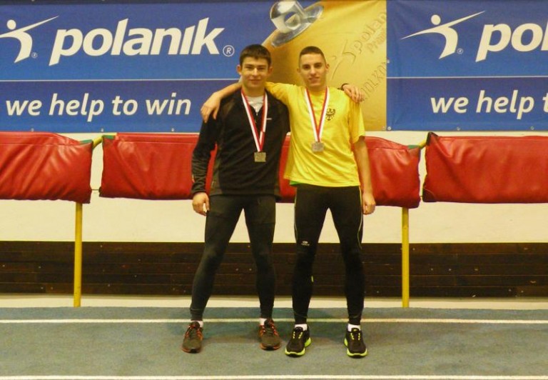 „Sokoły” w barwach narodowych