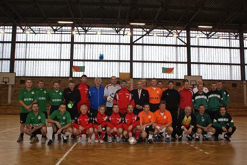 Oldboje grali w futsal