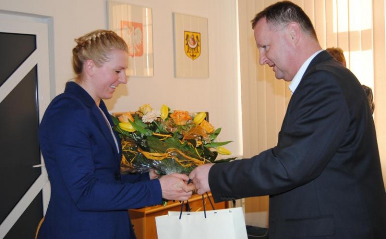 Spotkanie łyżwiarki z włodarzem miasta