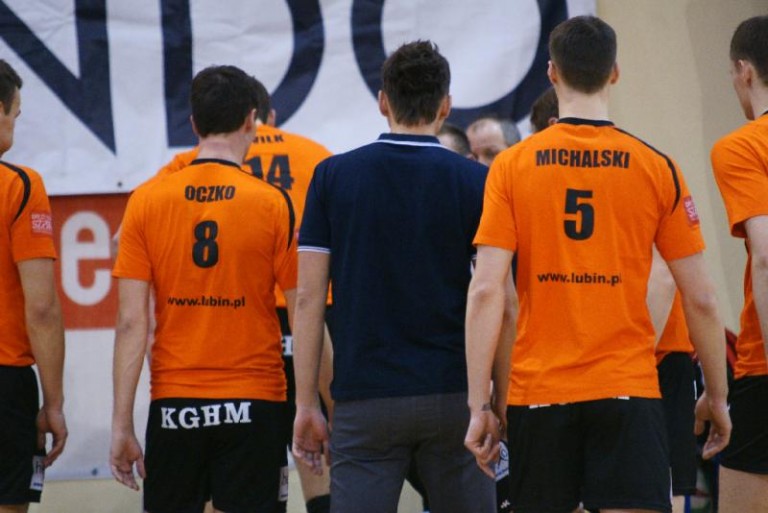 Dalej się wzmacniają