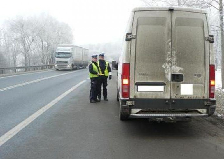 Nietrzeźwy wiózł pasażerów