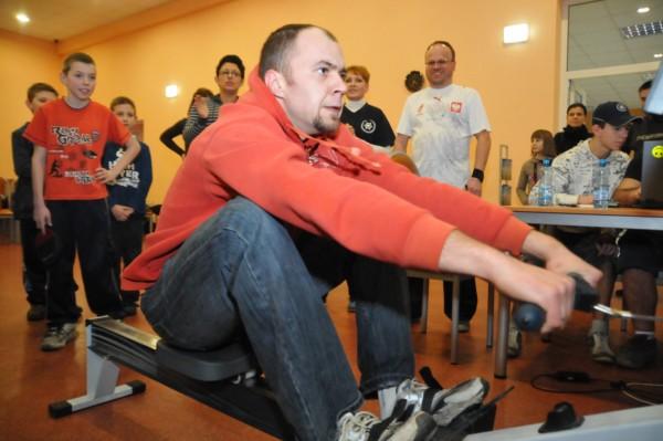 Wiosłowali na sucho (FOTO)
