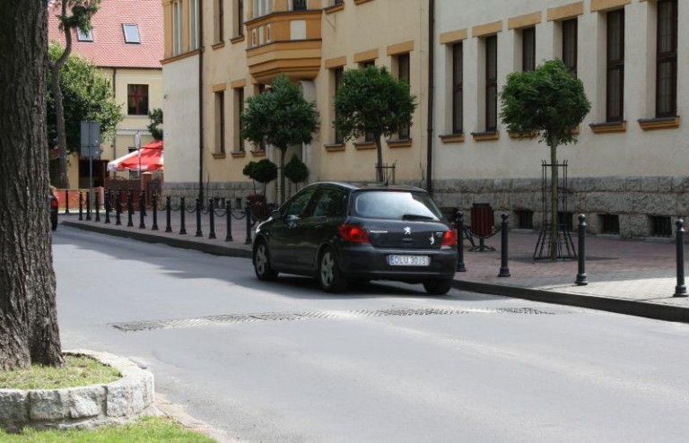 Usprawniają ruch, zniknął próg