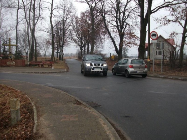 Nie patrzą na znaki, łamią przepisy