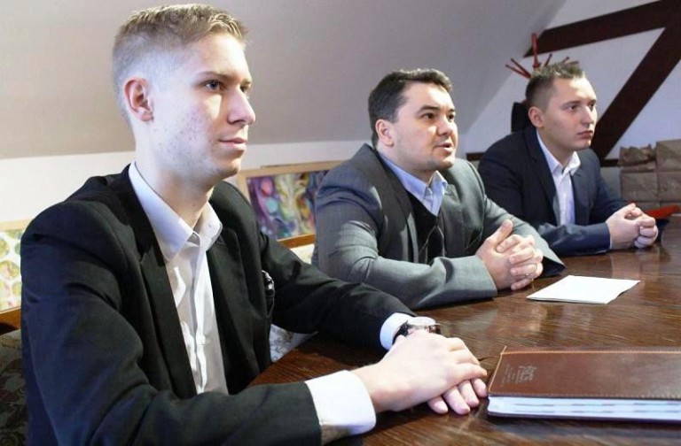 Polityczne spotkanie w hotelu