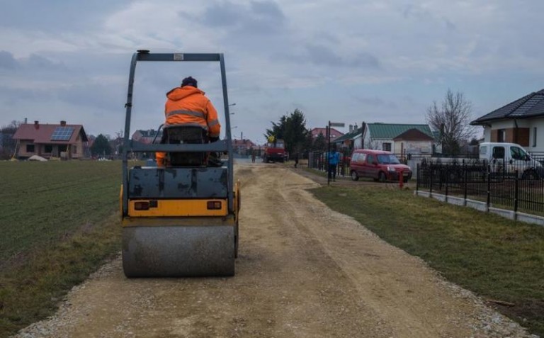 Doraźne utwardzanie dróg