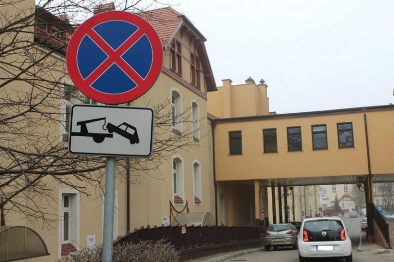 Parkują mimo zakazów i płacą