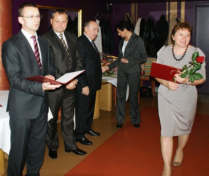 Życzenia dla szefów szkół