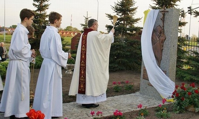 Pomnik dla świętego