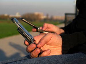 Oszuści naciągają na SMS-y