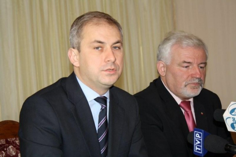 Napieralski o KGHM i trupach w szafie