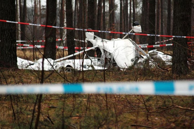 Błąd pilota czy awaria? Śledczy badają wypadek