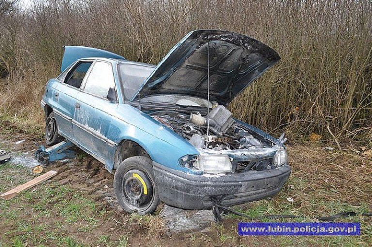 Ukradli zepsuty samochód