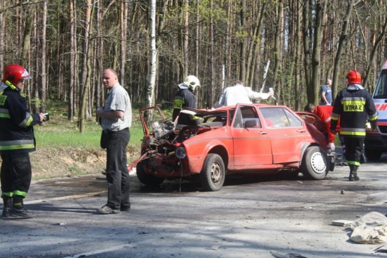 Znów dramat. Zginęły dwie osoby (FOTO)
