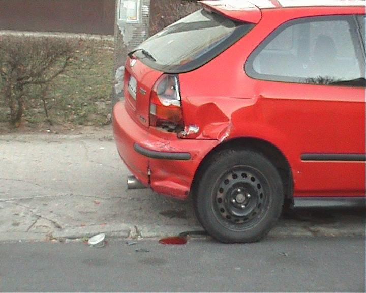 Uszkodził i uciekł