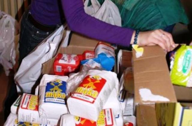 Zbierają jedzenie dla kombatantów