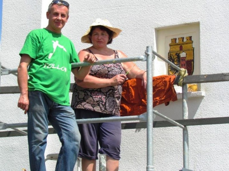 Uratowali herb na transformatorze