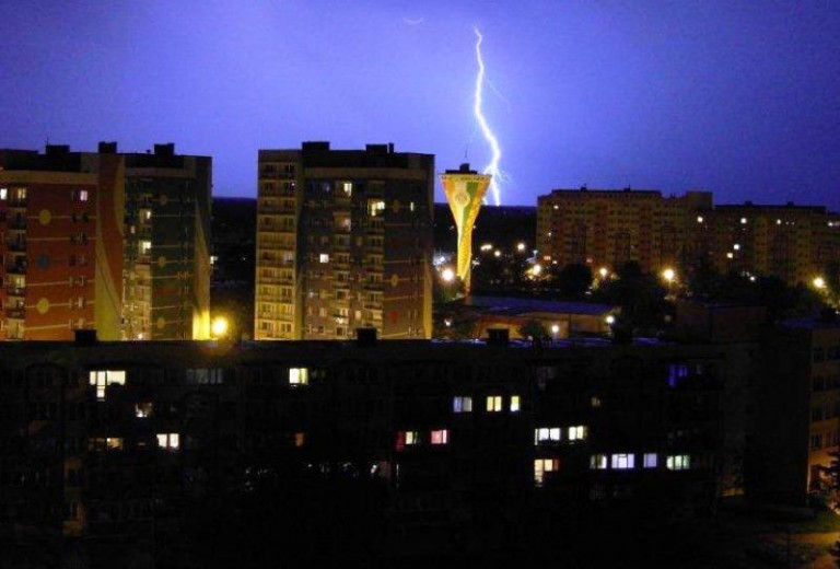 Silne burze z gradem