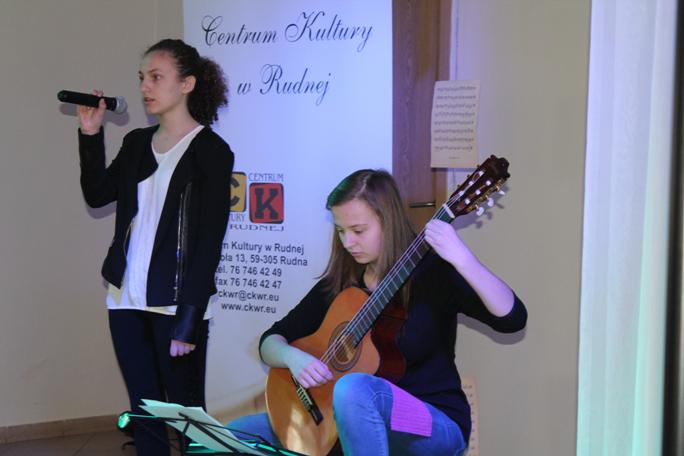 Gitarą i piórem