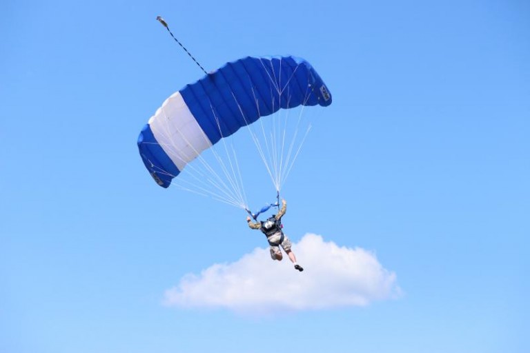 Skoki spadochronowe w Lubinie