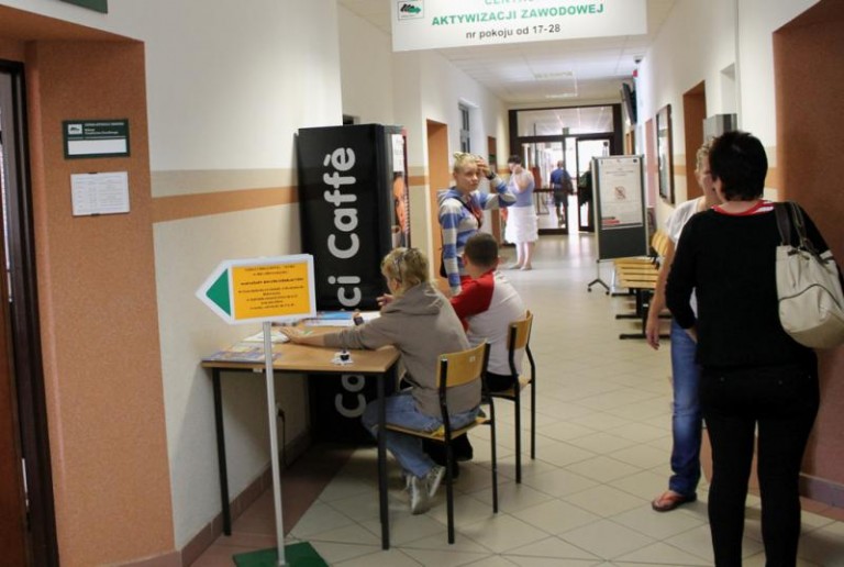 Jest dobrze, bezrobocie spada