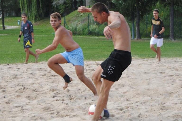 Plażowy turniej z piłkarzami Zagłębia