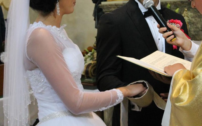 Śluby we wrześniu, porody w lipcu