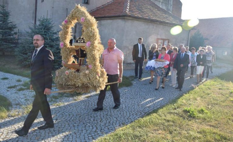 Dłużyce dziękują za plony