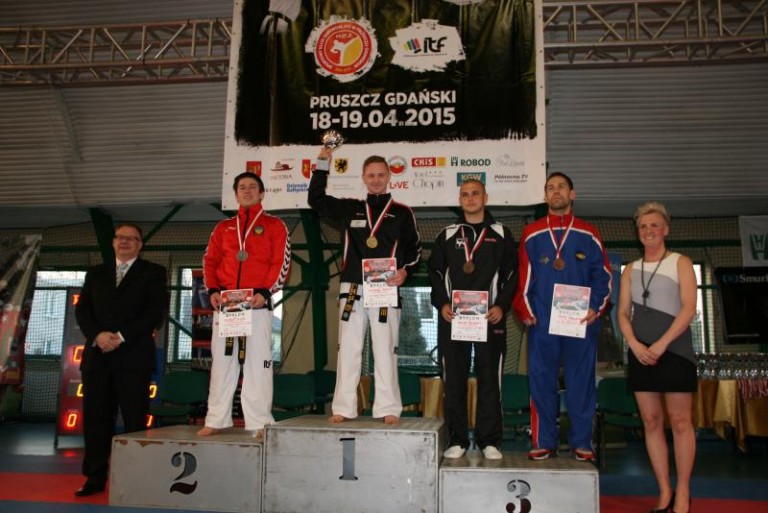 Medal zawodnika taekwon-do