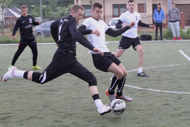 Trzech w walce o tytuł