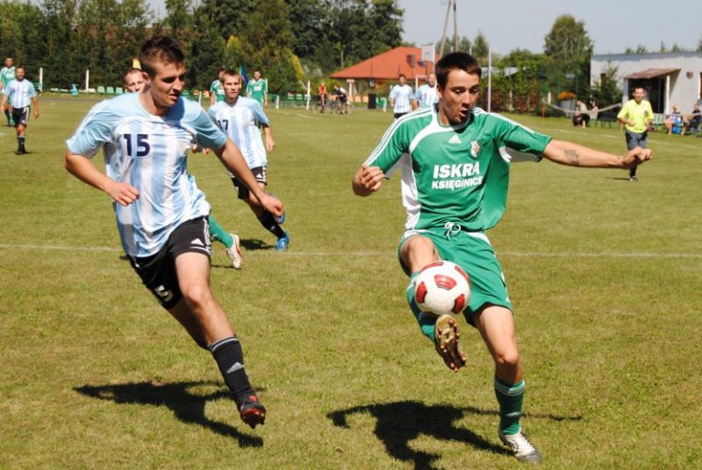 Iskrzy w górze tabeli (FOTO)