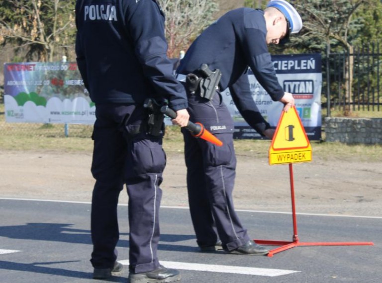 Pijany wjechał w ciągnik