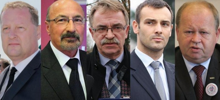 Samorządowcy a niedzielne referendum