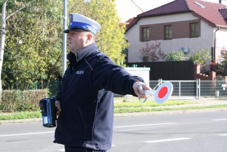 Policja czuwa na drogach