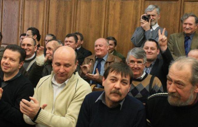 Bitwa o 300 zł podwyżki