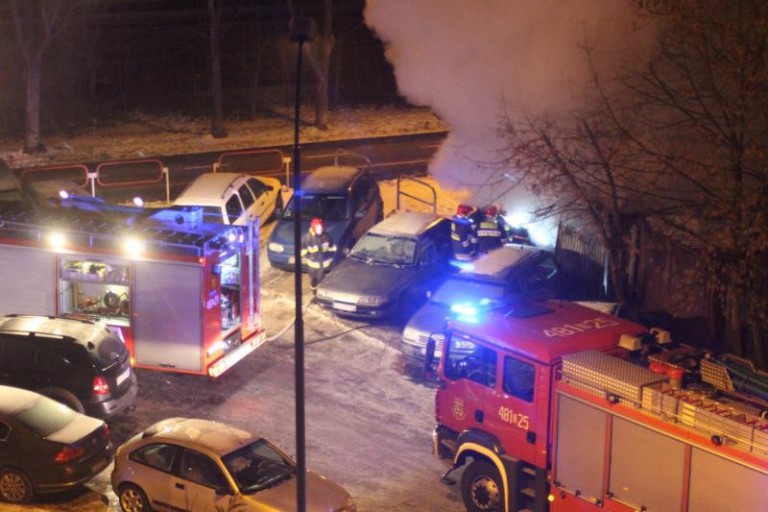 Pożar garaży. Co z bezdomnymi?
