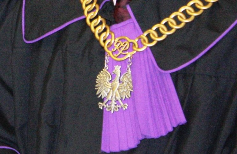 Dwadzieścia rozwodów