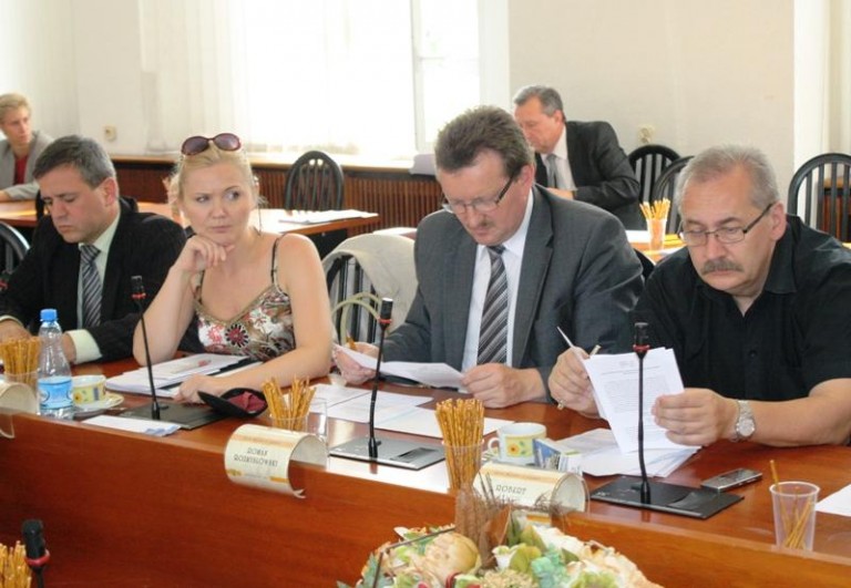 Do wyborów PiS i PO idą osobno