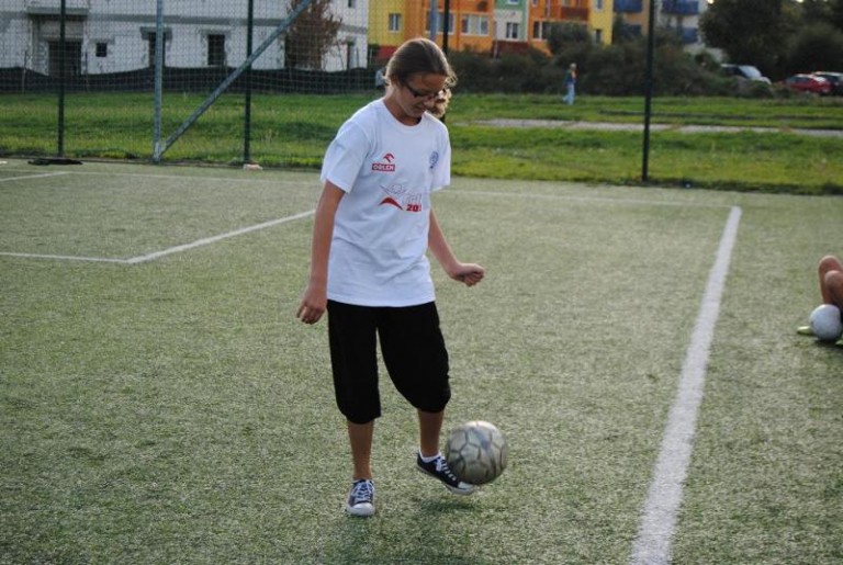 Dziewczyny na boisko!