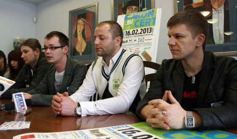 Zdjęcia sprawiają ból