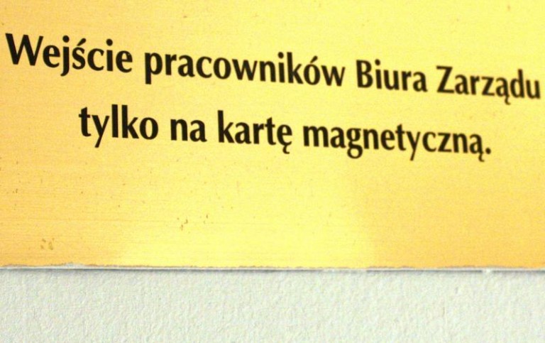 Marszałek dementuje, ale nie resort