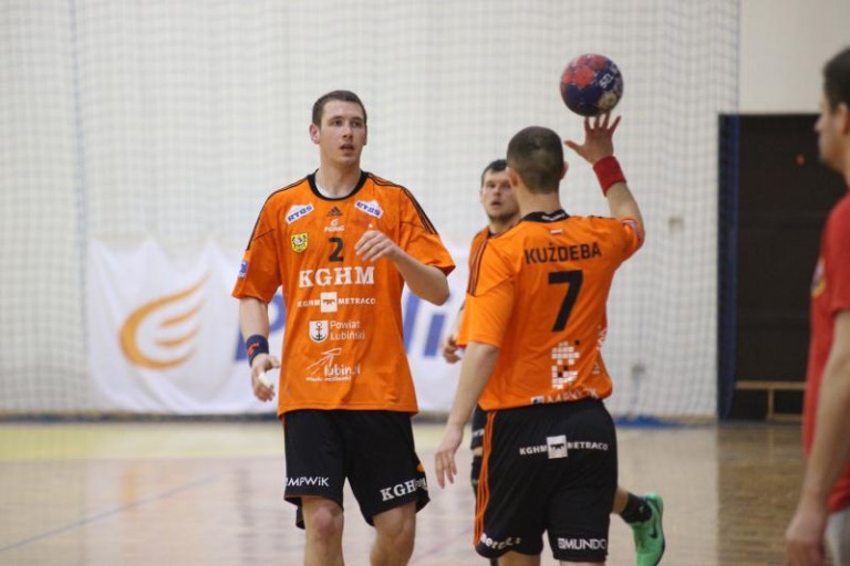 W młodych szczypiornistach siła