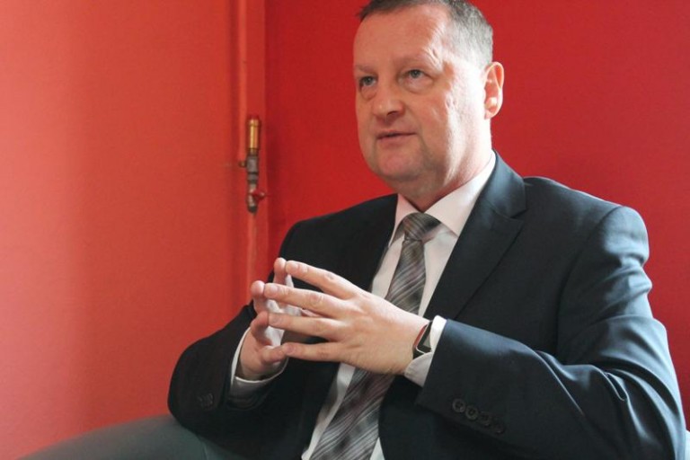 Trzy zadania, zero polityki (WYWIAD)